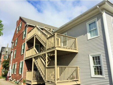 426-2 Second St unit 2, Rollinsford, NH 03869 - photo 3