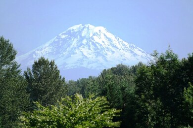 22020 41st Place S unit 304, Kent, WA 98032 - photo 2