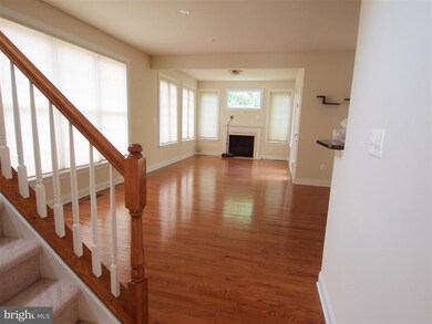 12811 Fox Fern Ln, Clarksburg, MD 20871 - photo 6