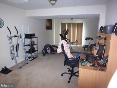 35315 Gosling Ln, Locust Grove, VA 22508 - photo 2