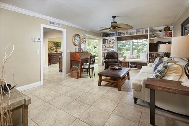 105 Bobolink Way unit 5A, Naples, FL 34105 - photo 2
