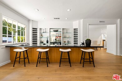 1124 Laurel Way, Beverly Hills, CA 90210 - photo 5