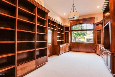 4927 E Calle Ventura, Phoenix, AZ 85018 - photo 5