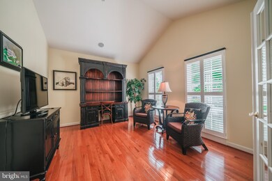 6742 Stream View Ln, Warrenton, VA 20187 - photo 5