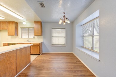 8010 Western Trail Dr, Houston, TX 77040 - photo 7