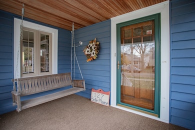 127 Belle Plaine Ave, Park Ridge, IL 60068 - photo 2