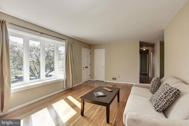 13034 Ingleside Dr, Beltsville, MD 20705 - photo 4