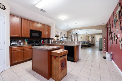 376 Henry St, Alvin, TX 77511 - photo 7