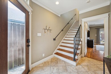 1027 Kern St unit A, Houston, TX 77009 - photo 4