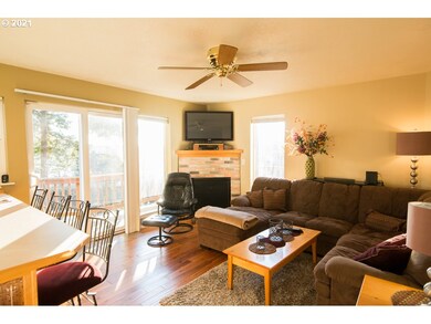 35870 Nestucca Manor Dr, Cloverdale, OR 97112 - photo 6