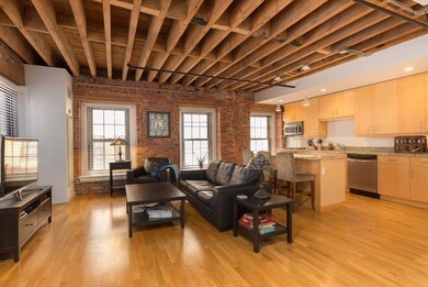 99-105 Broad St unit 5A, Boston, MA 02110 - photo 3