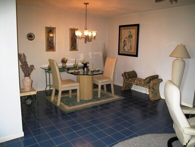 Dining area (1)
