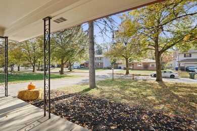 1736 Ivyhill Loop North