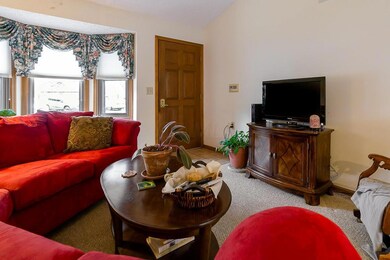 5840 Thada Ln unit 5840, Columbus, OH 43229 - photo 3