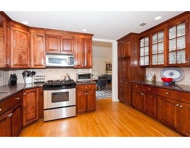 250 Palisades Cir, Stoughton, MA 02072 - photo 5