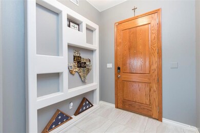 571 Greystone Cir, Alamo, TX 78516 - photo 2