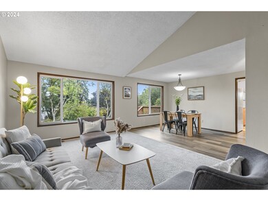 8280 SW Connemara Terrace, Beaverton, OR 97008 - photo 4