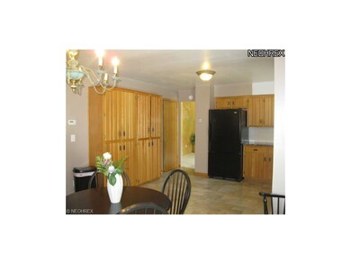 Lots of storage in the kitchen... All appliances c