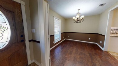 1020 Brown Dr, Wake Village, TX 75501 - photo 4