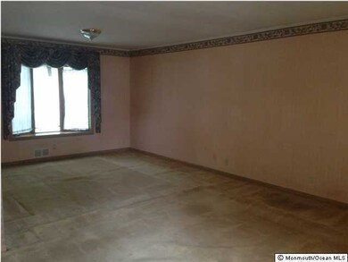 90 Sycamore Rd, Clifton, NJ 07012 - photo 3