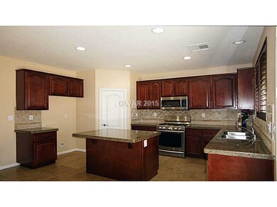 Kitchen. Gourmet Kitchen. Great Island.
