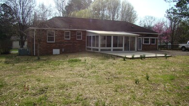 204 Ligon Dr, Shelbyville, TN 37160 - photo 7