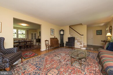 902 Longfield Rd, Glenside, PA 19038 - photo 3