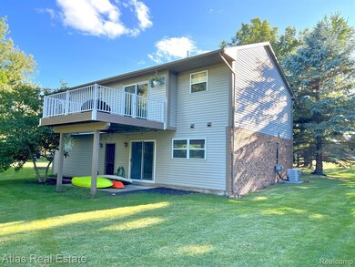 9089 S State Rd, Goodrich, MI 48438 - photo 5