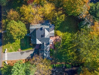 118 Hundreds Rd, Wellesley Hills, MA 02481 - photo 2