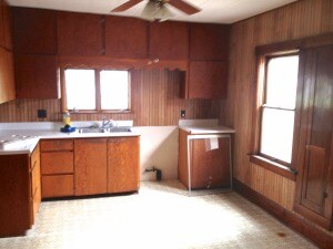 2608 Columbus St, Columbus City, IA 52737 - photo 2