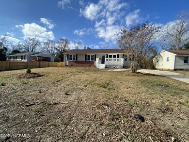 1005 River St, Jacksonville, NC 28540 - photo 5