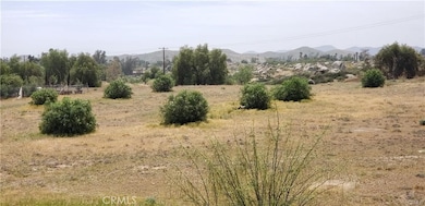 0 Herbert unit SW25157075, Perris, CA 92570 - photo 2