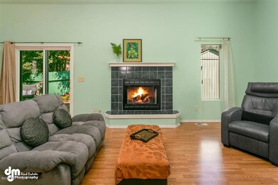 37-Living Room_1034