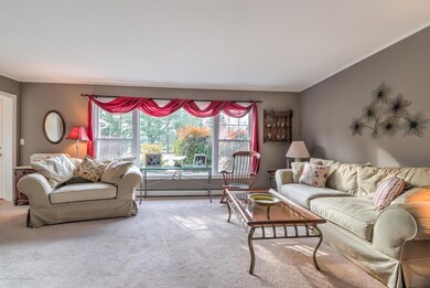005_LIVING ROOM