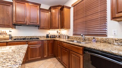 11027 E Ravenna Ave-7