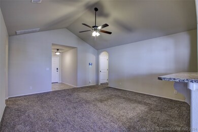 8704 S 256th East Ave, Broken Arrow, OK 74014 - photo 5