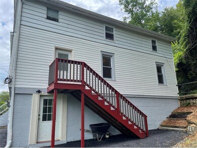 104 Chapel Rd, Boyertown, PA 19512 - photo 5