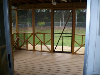 609 Lakewood Dr, Jacksonville, NC 28546 - photo 6