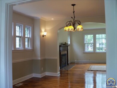 1276 SW Pembroke Ln, Topeka, KS 66604 - photo 3