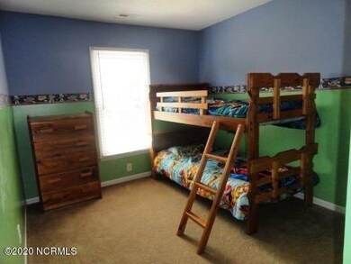 426 Wolf Run Ln, Jacksonville, NC 28546 - photo 5