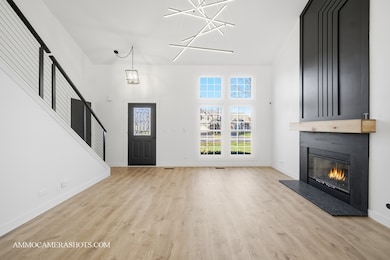 1329 Gloucester Cir, Carol Stream, IL 60188 - photo 4