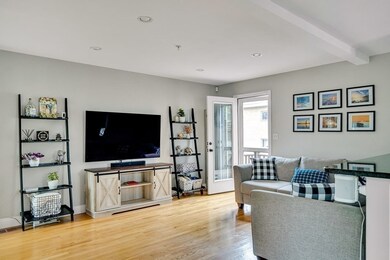 39 Bacon St unit 4, Waltham, MA 02451 - photo 3