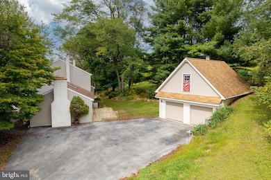 570 Font Rd, Downingtown, PA 19335 - photo 2