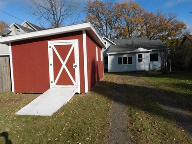 215 N 2nd St, Tomahawk, WI 54487 - photo 2