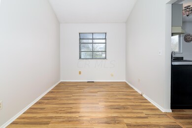 8801 Curran Point-6