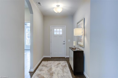 2433 Albemarle Ct, Winston-Salem, NC 27106 - photo 4