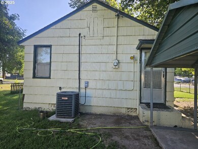 265 S Barbara St, Stanfield, OR 97875 - photo 7