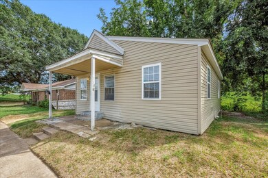 1338 N Willett St, Memphis, TN 38108 - photo 3