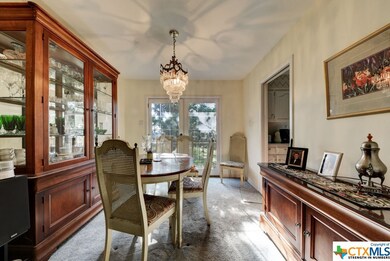 142 E Hillcrest Dr, San Marcos, TX 78666 - photo 6