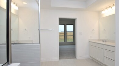 19810 Bronze Spur Ct, Tomball, TX 77377 - photo 5